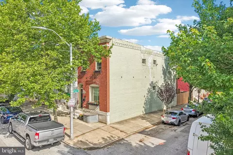 Exterior - 2506 E Fairmount Ave, Baltimore, MD 21224 photo 12 of 14