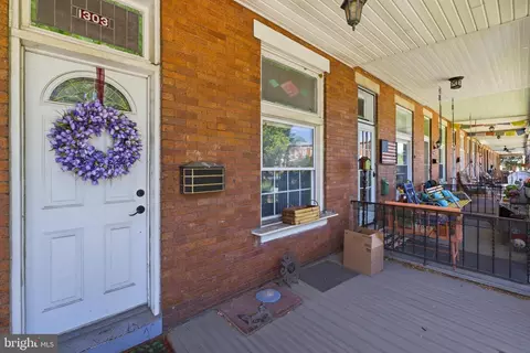 Exterior - 1303 Weldon Ave, Baltimore, MD 21211 photo 5 of 7