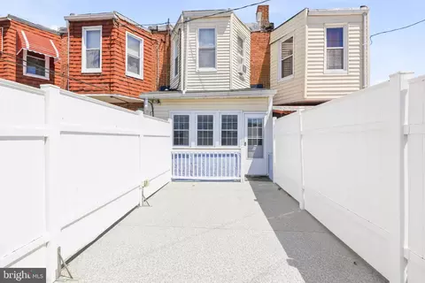Exterior - 1303 Weldon Ave, Baltimore, MD 21211 photo 2 of 7
