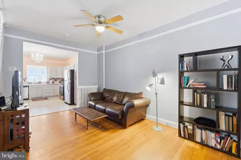 Living - 1303 Weldon Ave, Baltimore, MD 21211 photo 2 of 2
