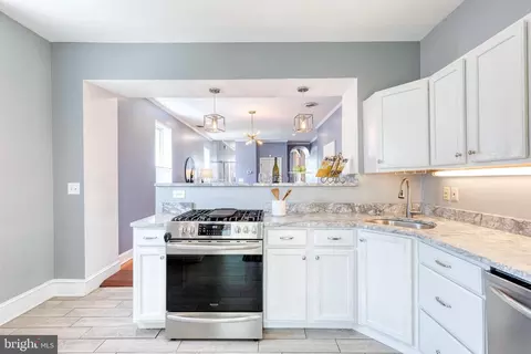 Kitchen - 1725 Byrd St, Baltimore, MD 21230 photo 5 of 7