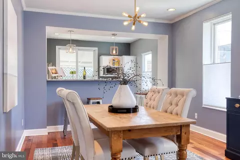 Dining - 1725 Byrd St, Baltimore, MD 21230 photo 3 of 4