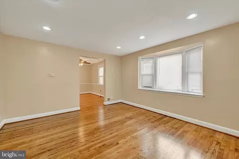 Living - 2105 Cloville Ave, Baltimore, MD 21214 photo 5 of 5