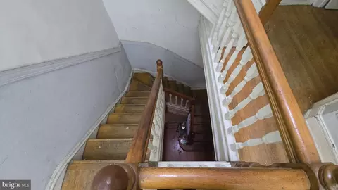 Entry Way - 1908 Madison Ave, Baltimore, MD 21217 photo 1 of 9