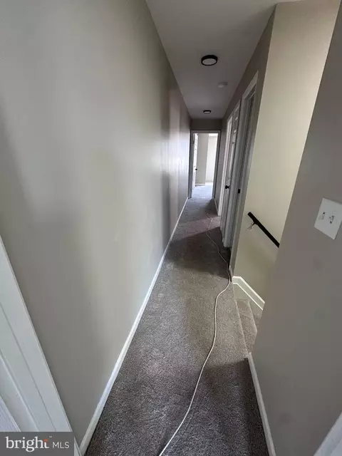 Entry Way - 1202 E Lafayette Ave, Baltimore, MD 21202 photo 3 of 5