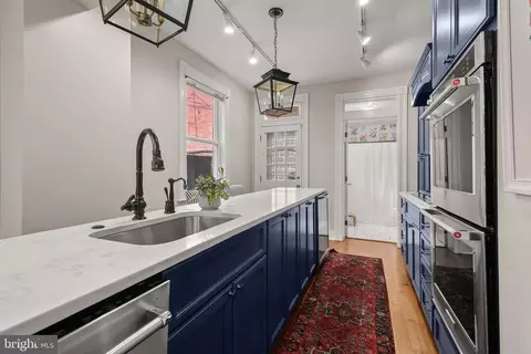 Kitchen - 30 E Henrietta St, Baltimore, MD 21230 photo 6 of 9