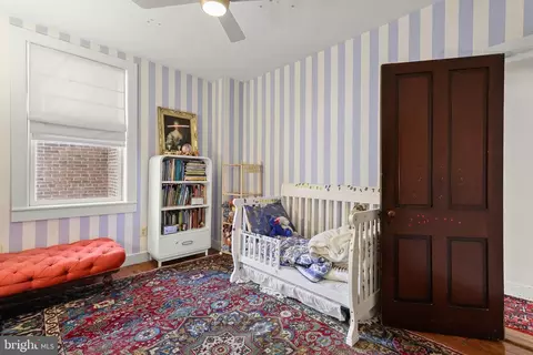 Bedroom - 30 E Henrietta St, Baltimore, MD 21230 photo 4 of 5
