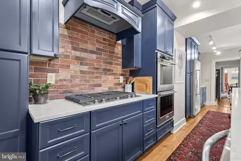 Kitchen - 30 E Henrietta St, Baltimore, MD 21230 photo 4 of 9