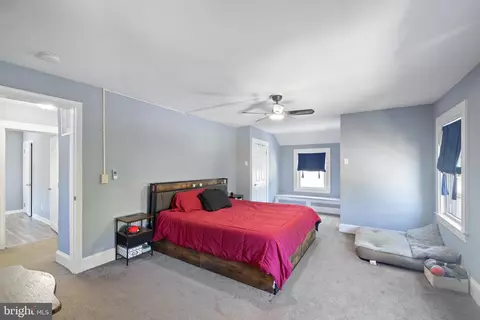 Bedroom - 3901 W Cold Spring Ln W, Baltimore, MD 21215 photo 2 of 5