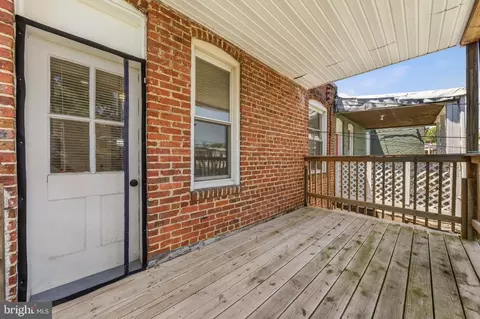 Exterior - 3104 Lawnview Ave, Baltimore, MD 21213 photo 5 of 10