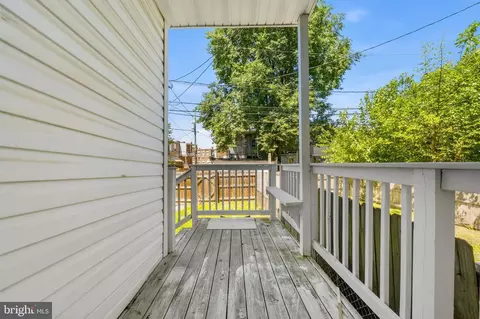 Exterior - 3104 Lawnview Ave, Baltimore, MD 21213 photo 7 of 10