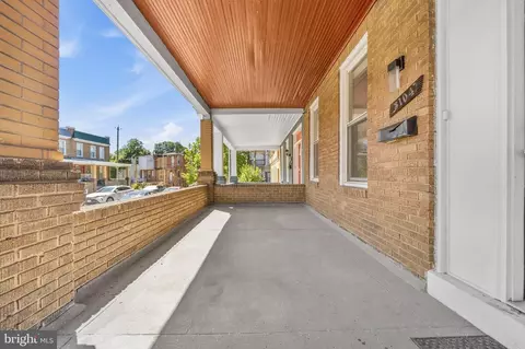 Exterior - 3104 Lawnview Ave, Baltimore, MD 21213 photo 3 of 10