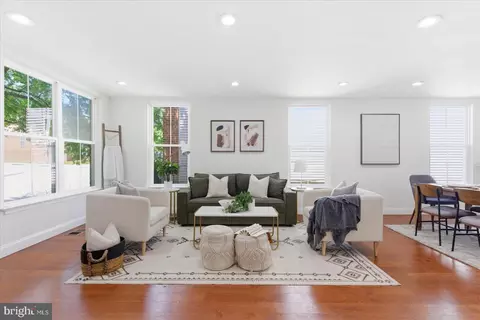1013 Myrtle Ave, Baltimore, MD 21201