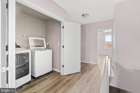 Entry Way - 2815 E Madison St, Baltimore, MD 21205 photo 5 of 8