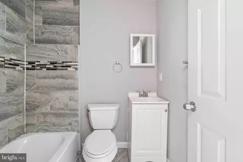 Bath - 2815 E Madison St, Baltimore, MD 21205 photo 3 of 3
