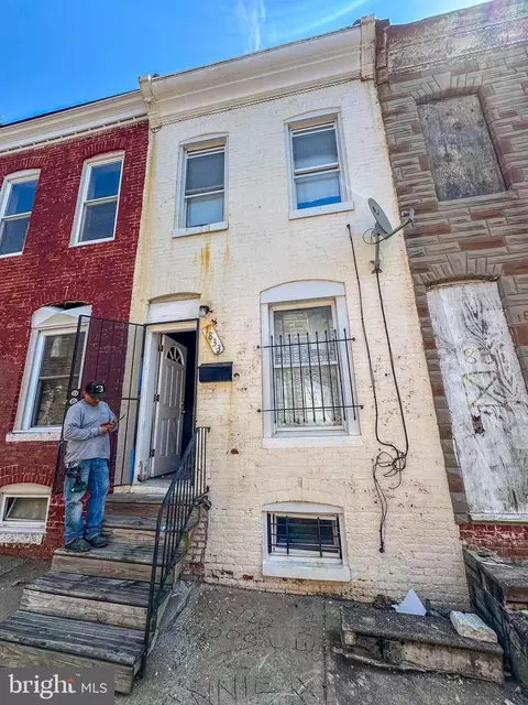 1833 N Chapel St, Baltimore, MD 21213