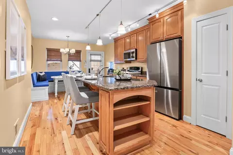 2912 Dillon St, Baltimore, MD 21224