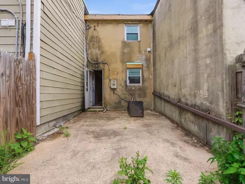 Exterior - 642 Melvin Dr, Baltimore, MD 21230 photo 2 of 2