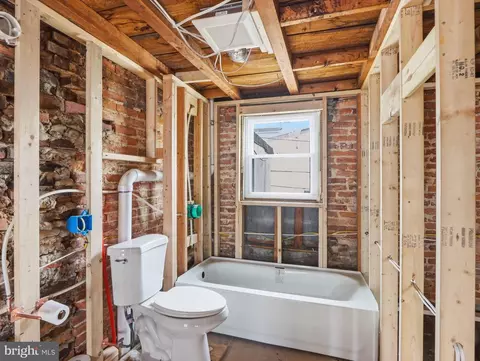 Bath - 642 Melvin Dr, Baltimore, MD 21230 photo 1 of 1