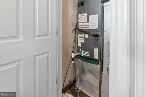 Entry Way - 30 E 25th St, Baltimore, MD 21218 photo 3 of 5