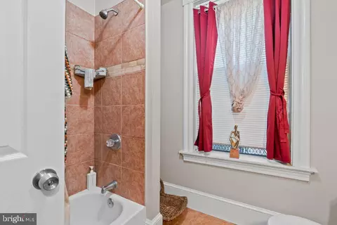 Bath - 30 E 25th St, Baltimore, MD 21218 photo 4 of 4