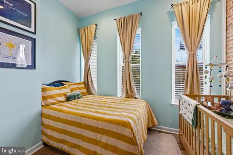 Bedroom - 1930 Light St, Baltimore, MD 21230 photo 1 of 7