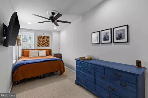 Bedroom - 1930 Light St, Baltimore, MD 21230 photo 5 of 7