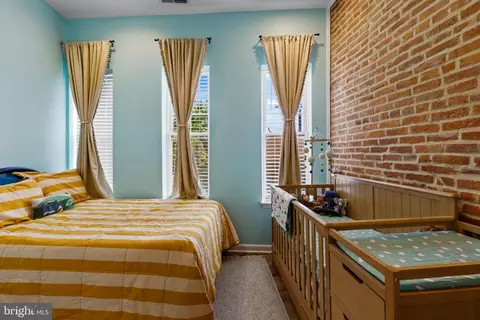 Bedroom - 1930 Light St, Baltimore, MD 21230 photo 2 of 7