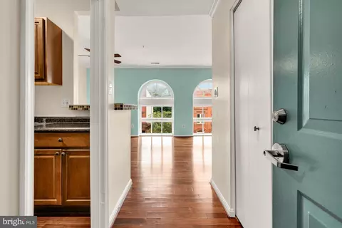 1714 Park Ave #403, Baltimore, MD 21217