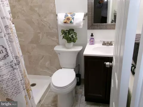 Bath - 3217 Ramona Ave, Baltimore, MD 21213 photo 5 of 5
