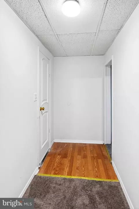 Entry Way - 407 Lynn Ave, Baltimore, MD 21223 photo 5 of 5