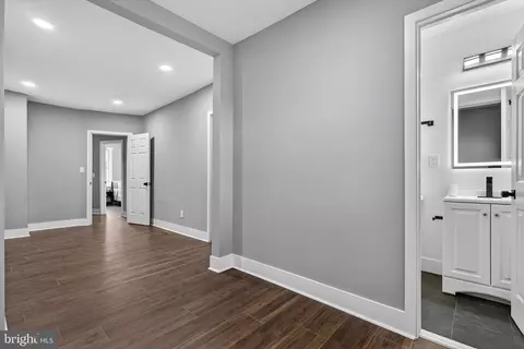 Entry Way - 3015 Spaulding Ave, Baltimore, MD 21215 photo 7 of 7