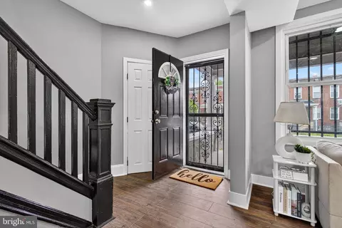 Entry Way - 3015 Spaulding Ave, Baltimore, MD 21215 photo 2 of 7