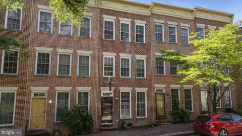 514 Saint Mary St, Baltimore, MD 21201