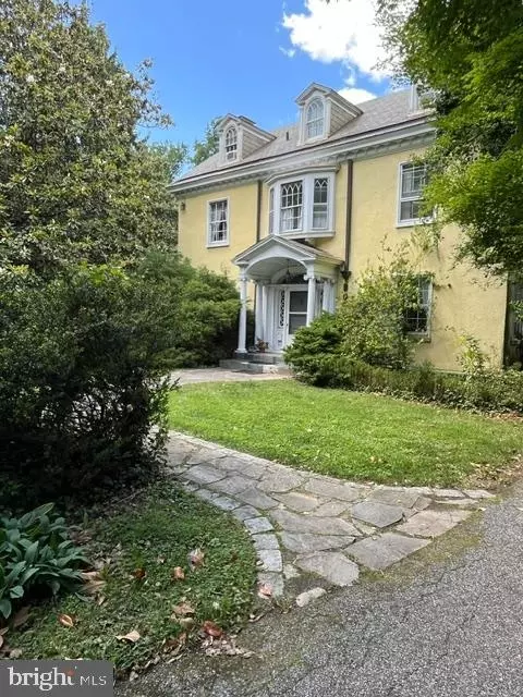902 W Northern Pkwy, Baltimore, MD 21210