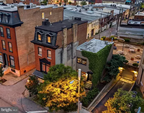 Exterior - 17 W Chase St, Baltimore, MD 21201 photo 3 of 7