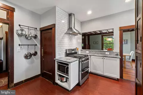 Kitchen - 2900 Rueckert Ave, Baltimore, MD 21214 photo 2 of 2