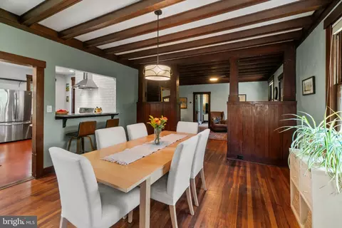 Dining - 2900 Rueckert Ave, Baltimore, MD 21214 photo 2 of 3