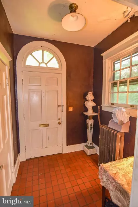 Entry Way - 24 Merrymount Rd, Baltimore, MD 21210 photo 1 of 9