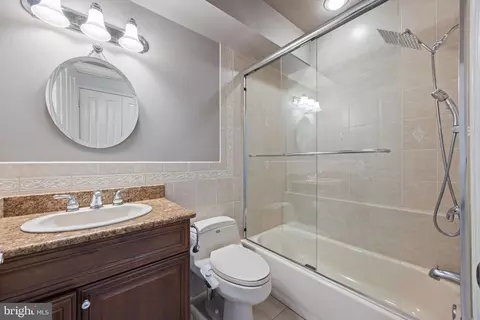 Bath - 1933 Fleet St, Baltimore, MD 21231 photo 5 of 5