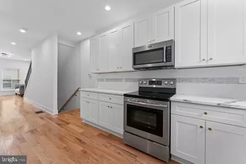 Entry Way - 1812 N Regester St, Baltimore, MD 21213 photo 8 of 12