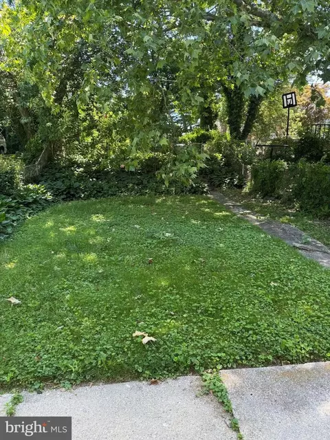 Exterior - 2119 Cloville Ave, Baltimore, MD 21214 photo 2 of 2