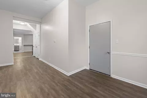Entry Way - 2024 E Baltimore St E, Baltimore, MD 21231 photo 3 of 5