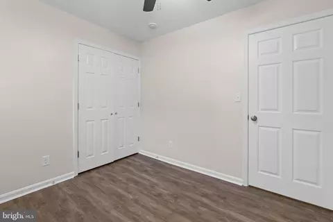 Bedroom - 2024 E Baltimore St E, Baltimore, MD 21231 photo 2 of 4