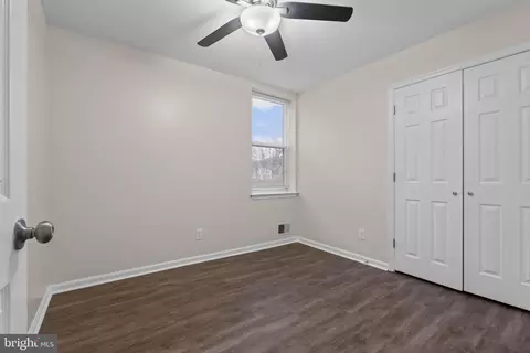 Bedroom - 2024 E Baltimore St E, Baltimore, MD 21231 photo 1 of 4
