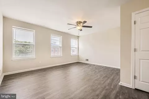Living - 2024 E Baltimore St E, Baltimore, MD 21231 photo 1 of 2