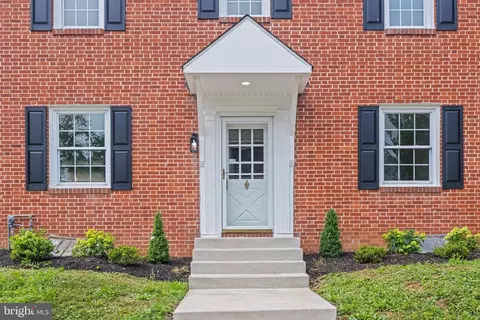 Exterior - 5306 Brabant Rd, Baltimore, MD 21229 photo 4 of 8