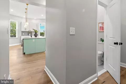 Entry Way - 5503 Stuart Ave, Baltimore, MD 21215 photo 5 of 12