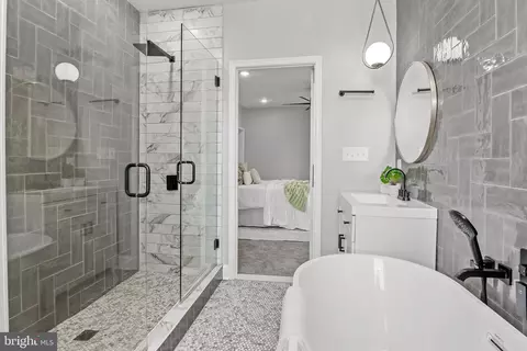 Bath - 5503 Stuart Ave, Baltimore, MD 21215 photo 1 of 8