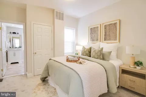 Bedroom - 934 Binney St, Baltimore, MD 21224 photo 1 of 6